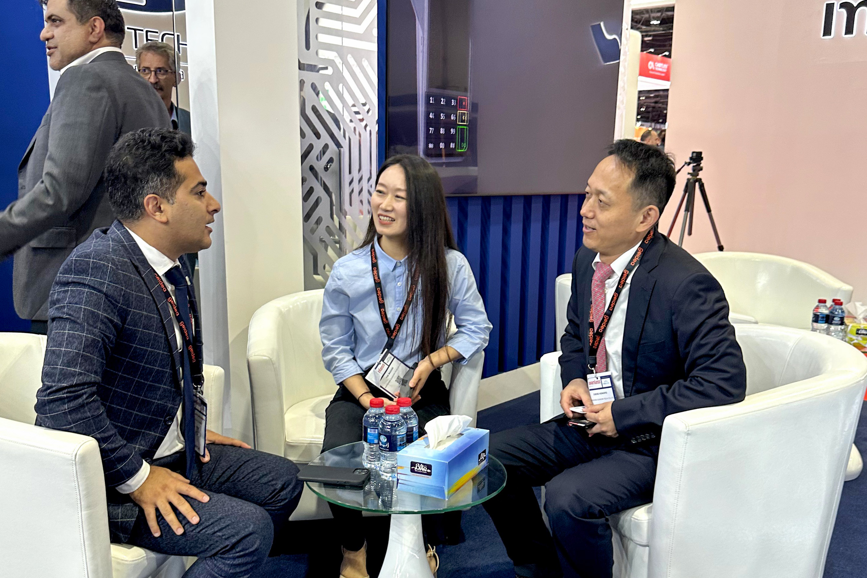 IMG_0074.jpg IMG_0074.jpg